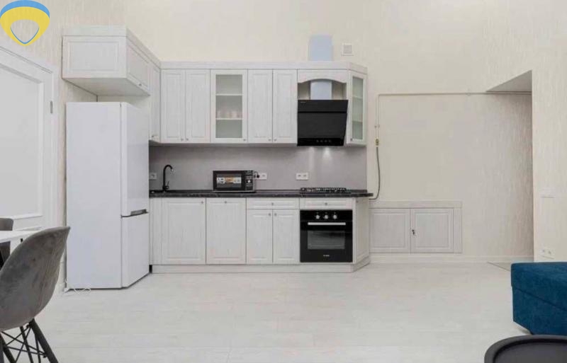 продажа однокомнатной квартиры номер A-173431 в Приморском районе, фото номер 3